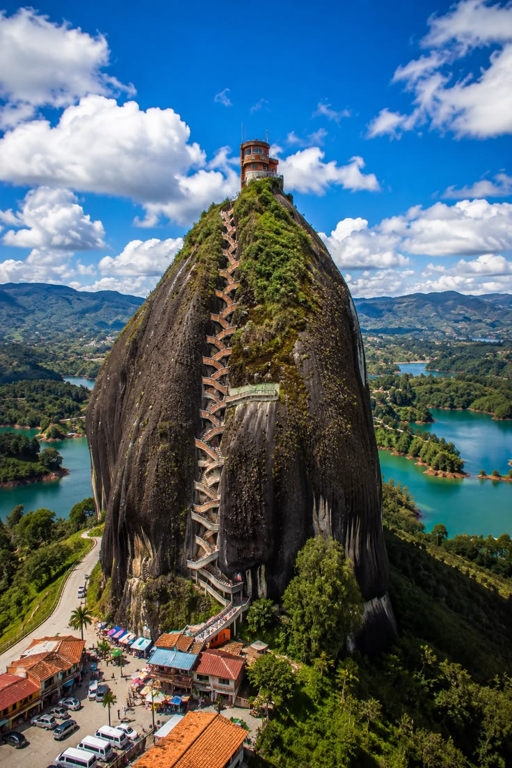 Guatapé & El Peñol tour from Medellín