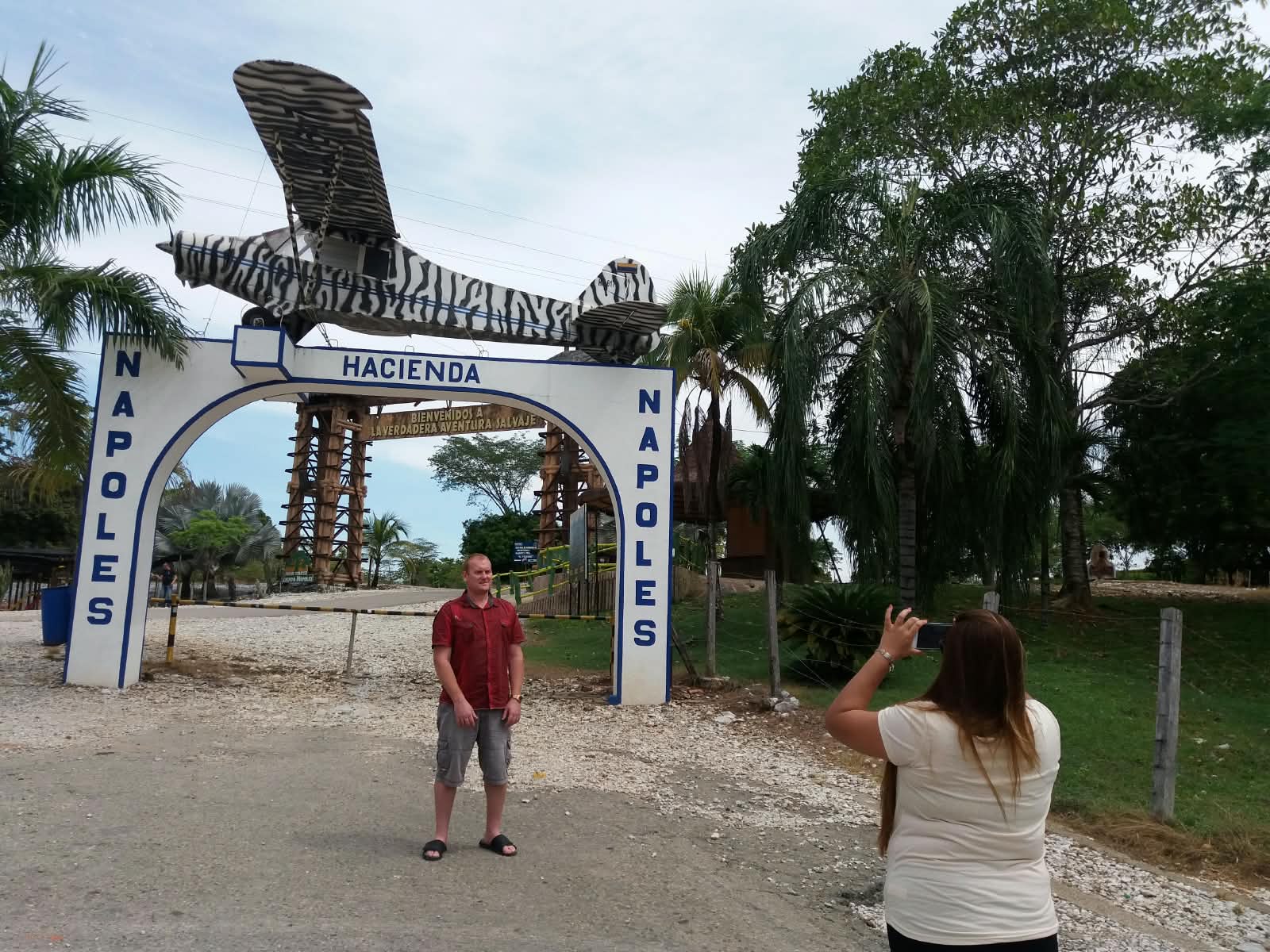 Wildlife and attractions at Hacienda Nápoles in Colombia